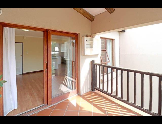 2 BEDROOM APARTMENT FOR SALE IN DOWERGLEN EXT 4